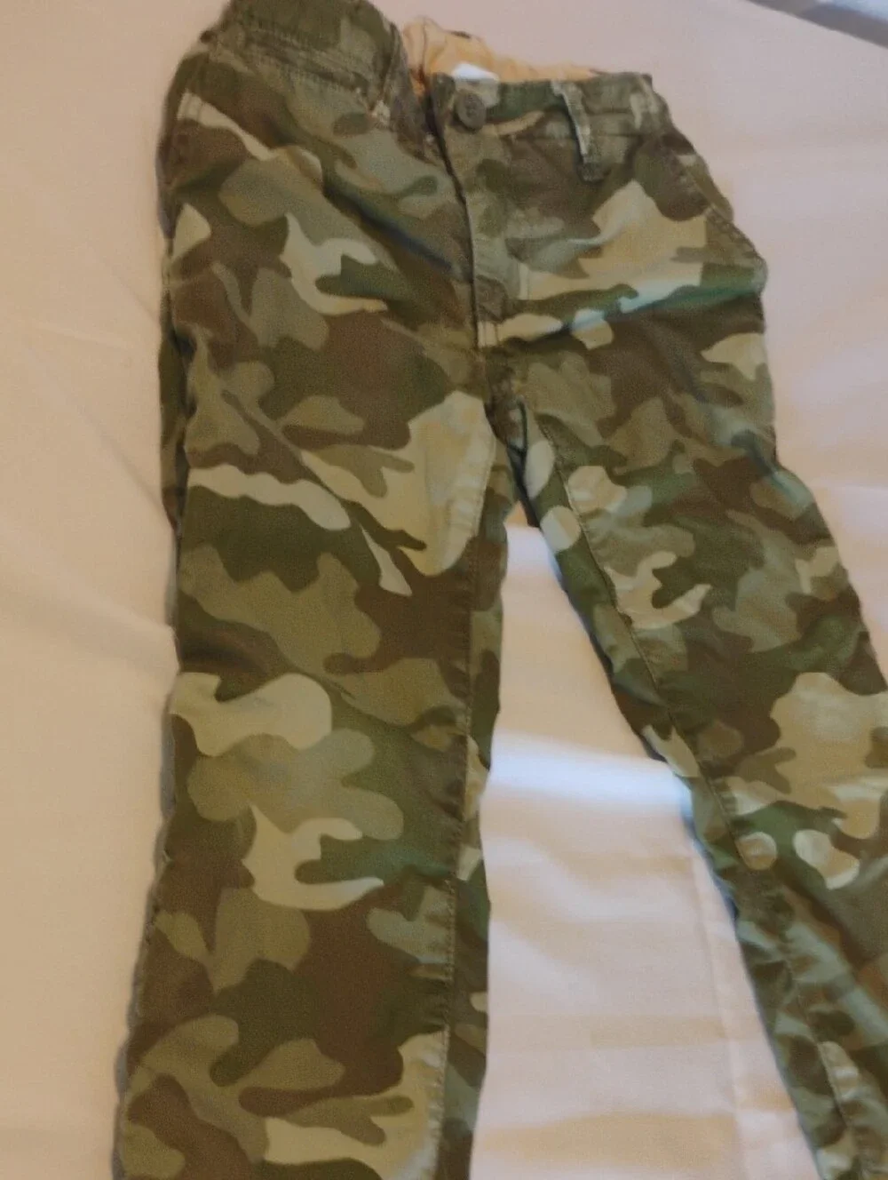 Gap Kids Khaki Cargo Pants Size 6 Green  Camo Everyday Casual Uniform | MSR $45